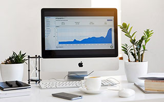 爱游戏网页版入口-利物浦占据领先位置曼联雄心壮志再添新援