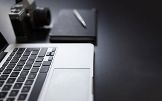 爱游戏官方登录入口-斯图加特：挣扎求存，盼望奇迹守住德甲席位描述：斯图加特足球俱乐部在本赛季面对重重挑战，拼尽全力争取保级，球迷心系战局盼望奇迹出现。深入剖析球队困境与希望，展现德甲这片绿茵场上的激烈角逐与坚韧不拔的精神。关键词：斯图加特、德甲、保级、足球、跌宕起伏、奋斗、奇迹、足球分析