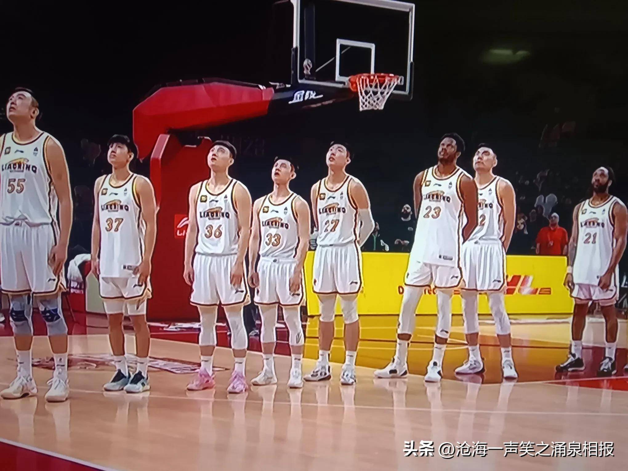 罕见攻守全线调整，球队精神状态高涨