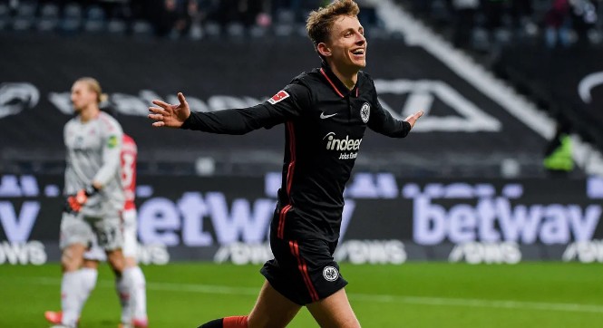 爱游戏网页版-法兰克福队长领队特别训练为战略布局