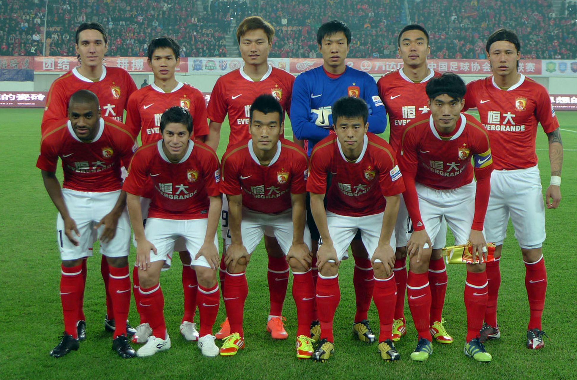 关于广州恒大客场取胜，继续领跑中超积分榜的信息