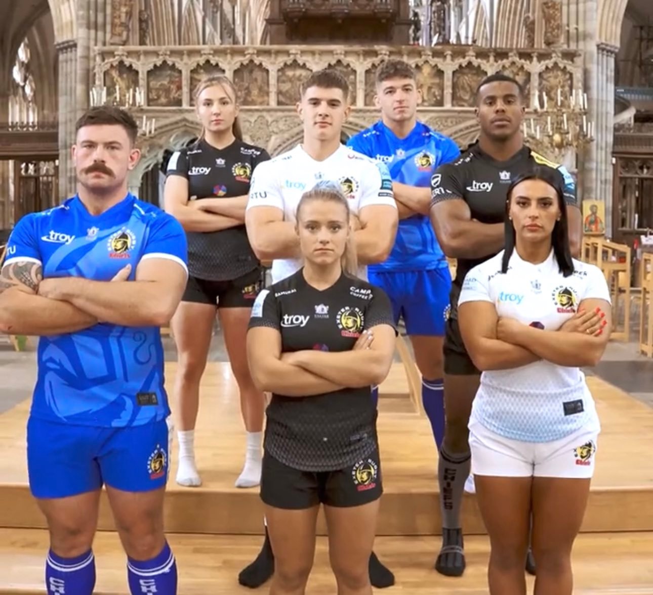 英超劲旅塑造新形象高层管理调整的简单介绍