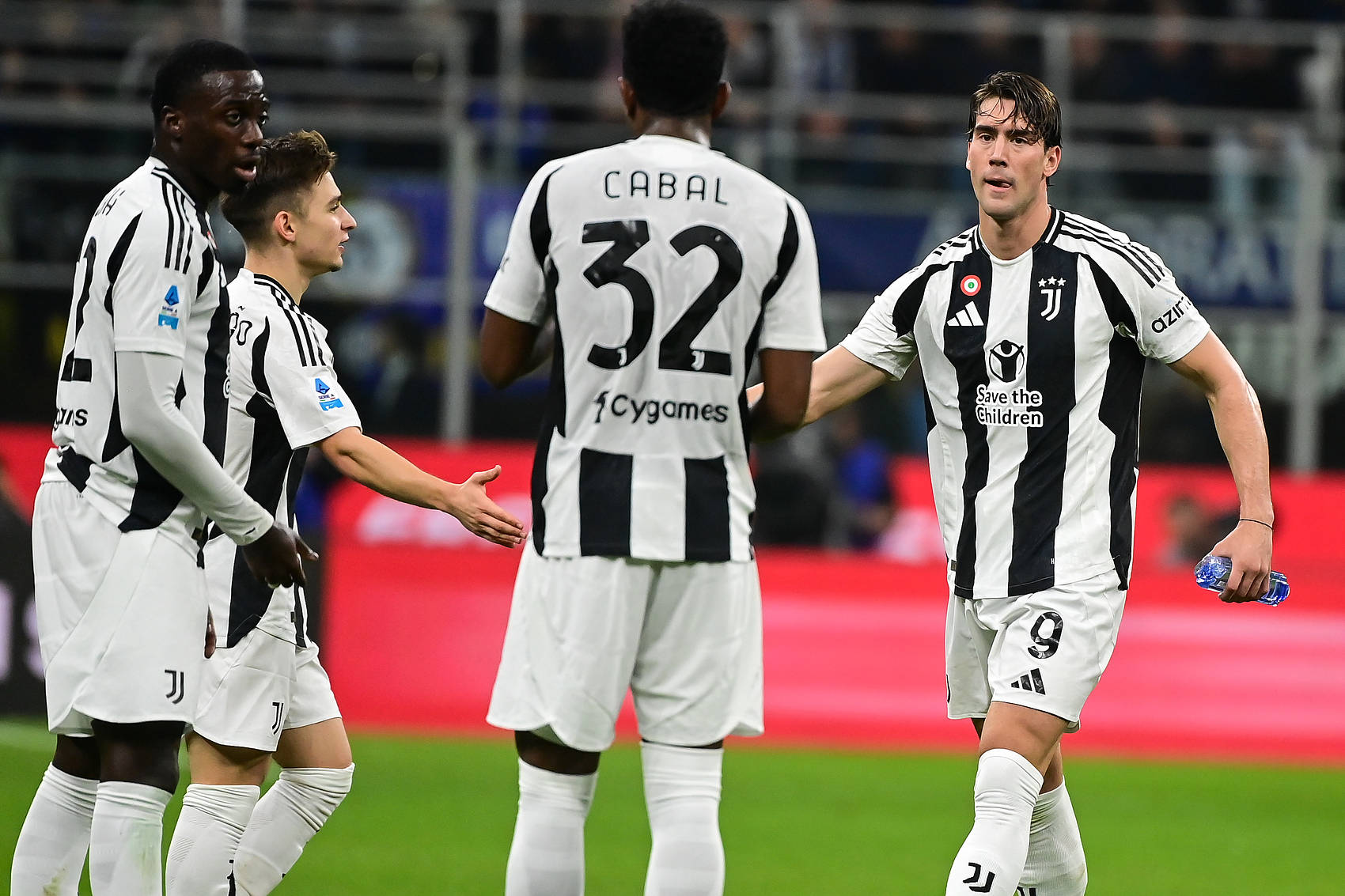 巴萨横扫尤文图斯，雄心壮志闯入决赛