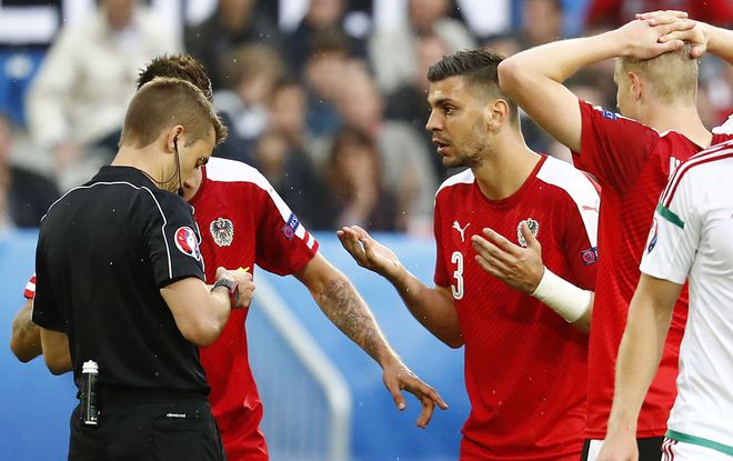 爱游戏在线登录-罗马赢得关键战，晋级压力骤减！的简单介绍