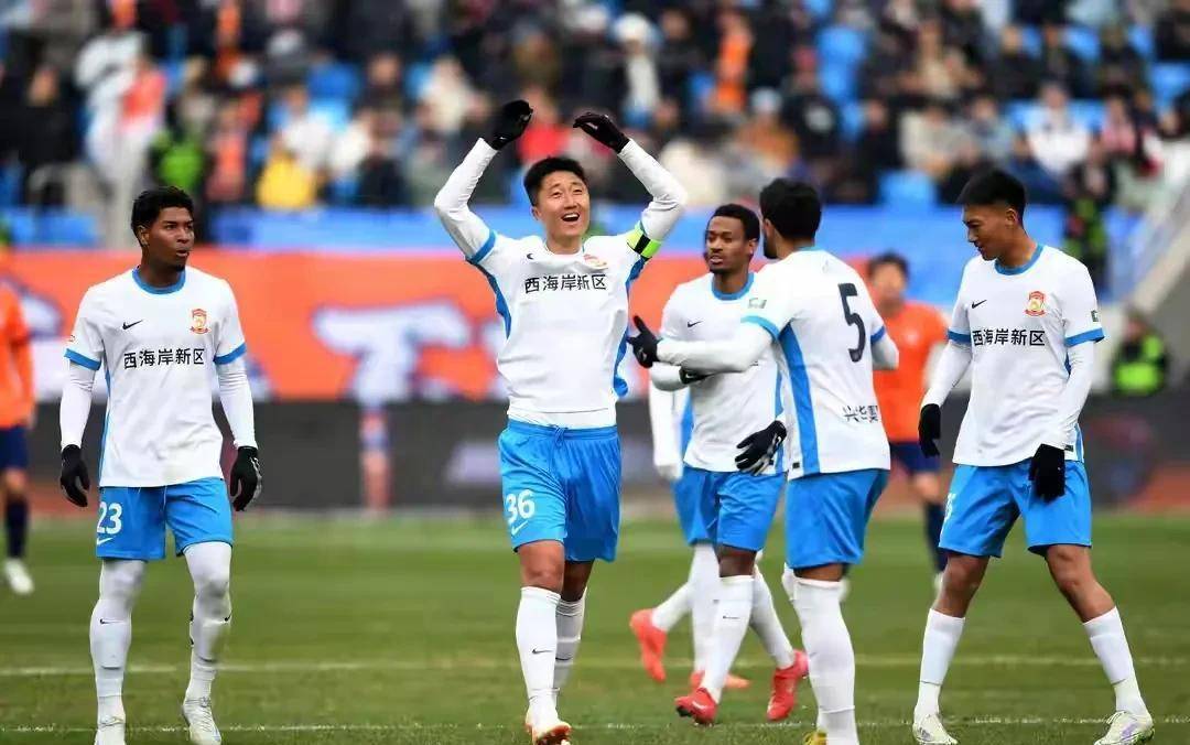 爱游戏网页版入口-惜败对手，球队展现实力，备战未来挑战