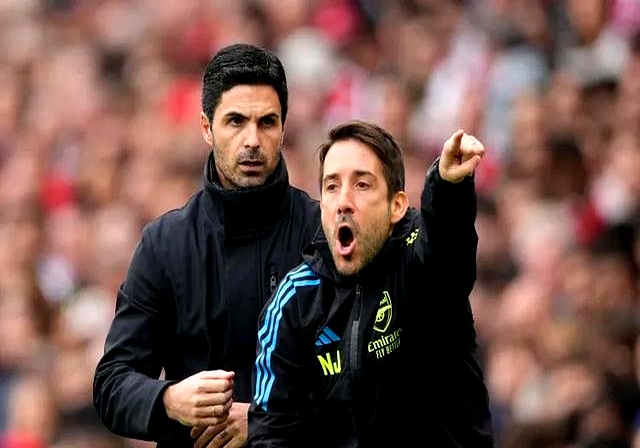 爱游戏-皇马主场遭遇失利，球迷失望