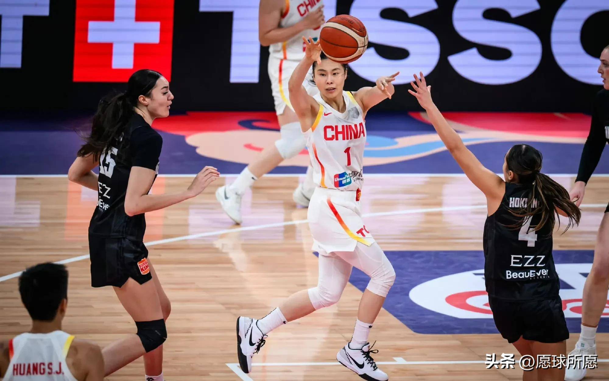 爱游戏-日本女篮表现出色，逆转加拿大队晋级四强