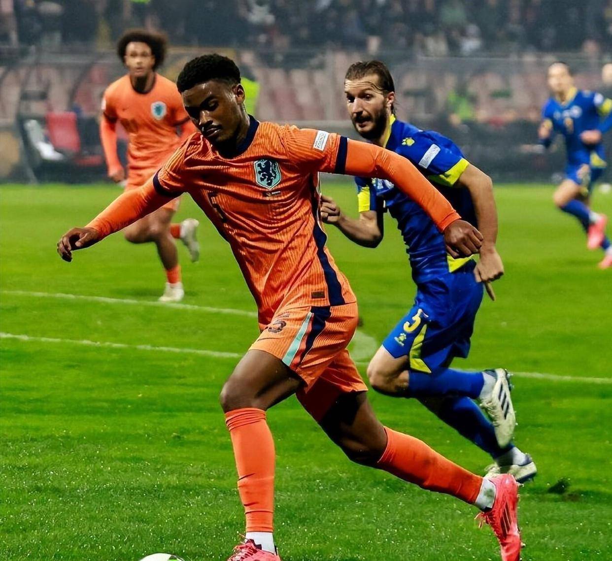 爱游戏官网入口-阿贾克斯大胜切尔西，晋级半决赛