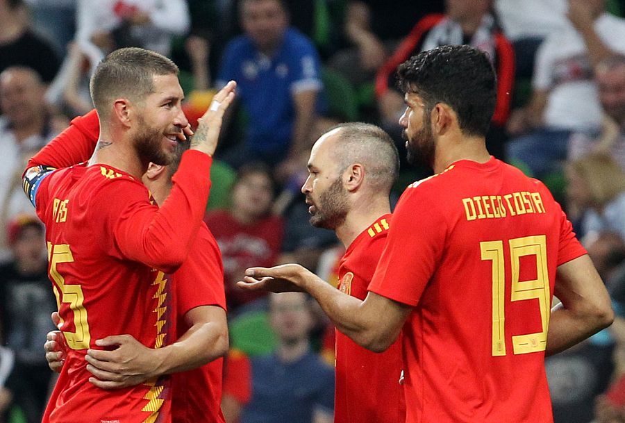 爱游戏官方登录入口-瑞典足球队占得先机领先比赛