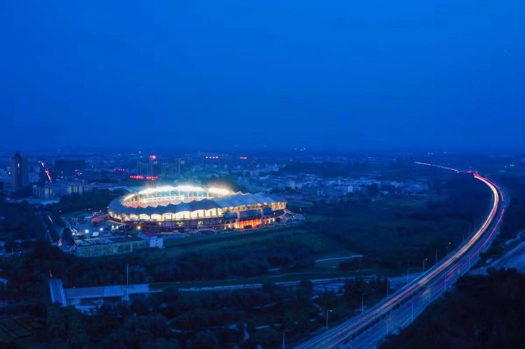 爱游戏官方入口-关于广州富力主场逼平河南建业，保级前景乐观的信息