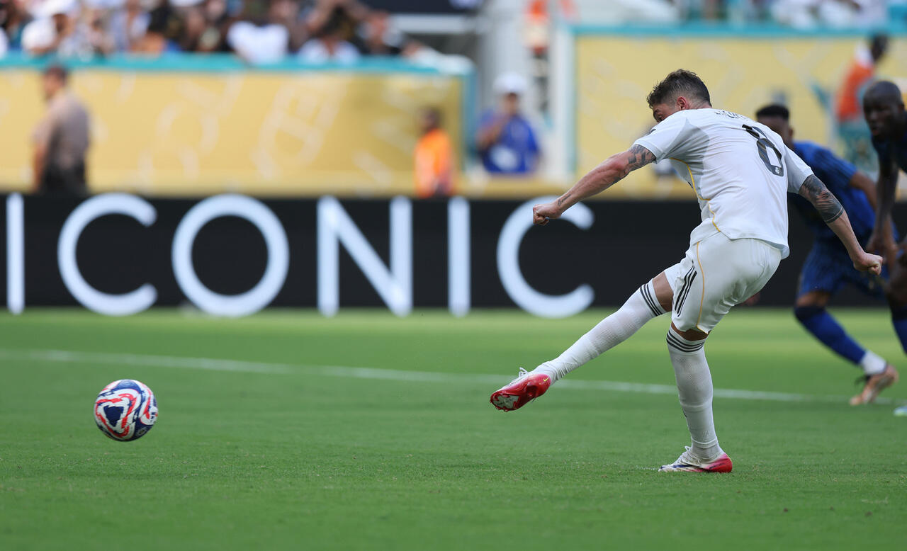 爱游戏app下载-中亚球队惊艳表现，迎战亚洲顶级球队！