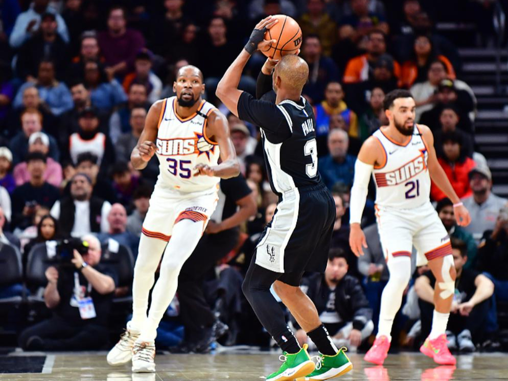 爱游戏登录入口-马刺队球员连续多场比赛表现稳定