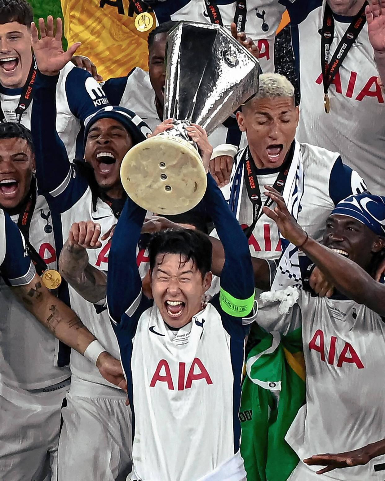 爱游戏官网-传奇门将凯恩复出，热刺再战欧洲杯赛场的简单介绍