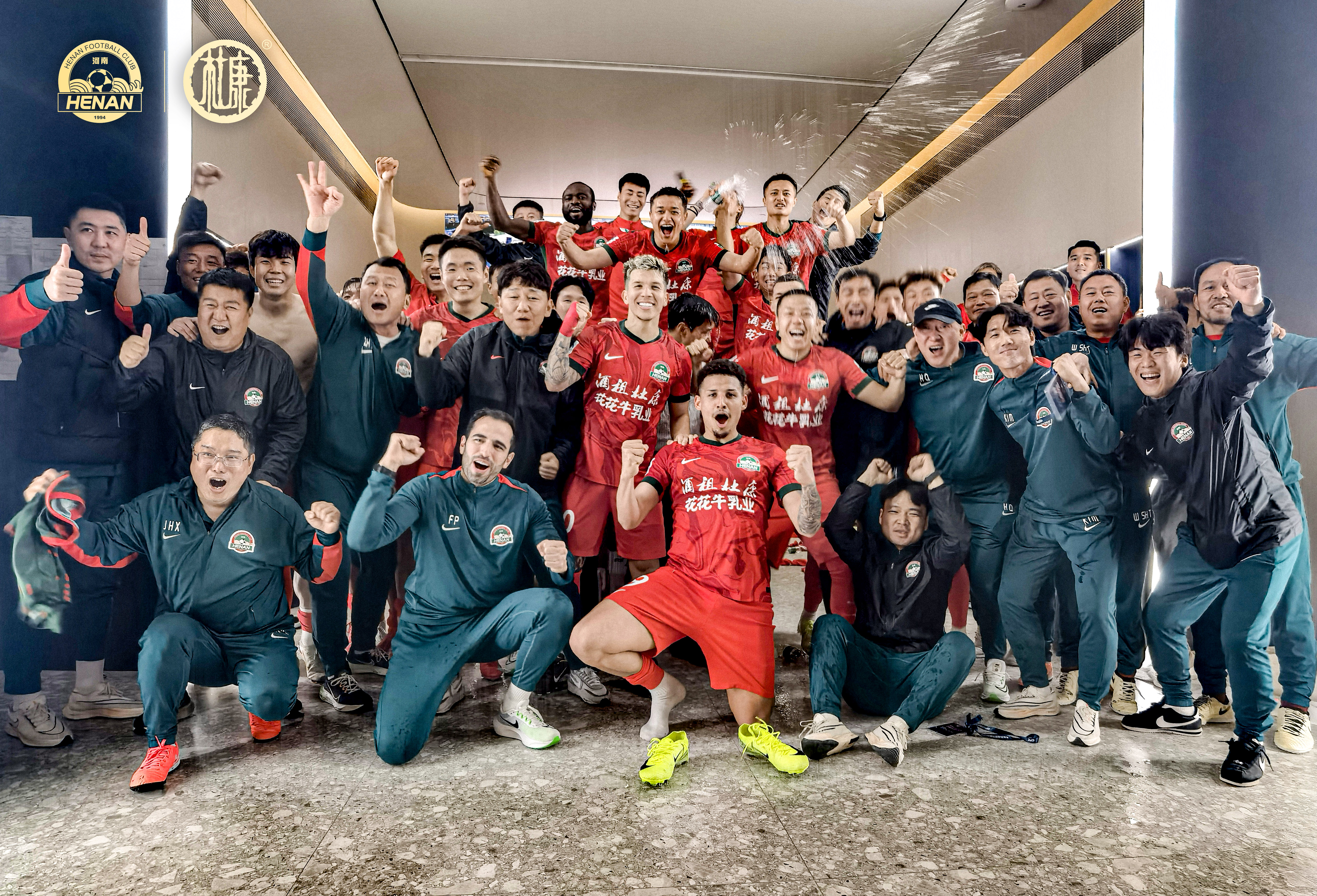 爱游戏在线登录-包含吉林队主场大胜河南队，惊艳表现引关注的词条