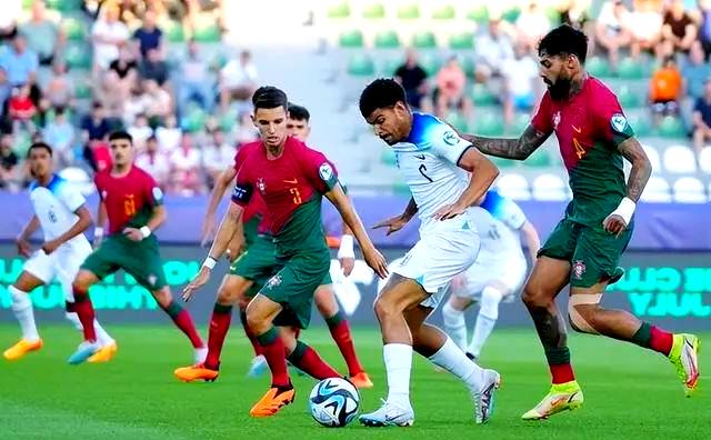 乌克兰惊险取胜,晋级欧洲杯四强 乌克兰惊险取胜,晋级欧洲杯四强