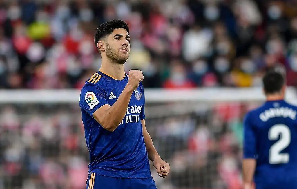 爱游戏app下载-格拉纳达主场击败皇家贝蒂斯，取得胜利