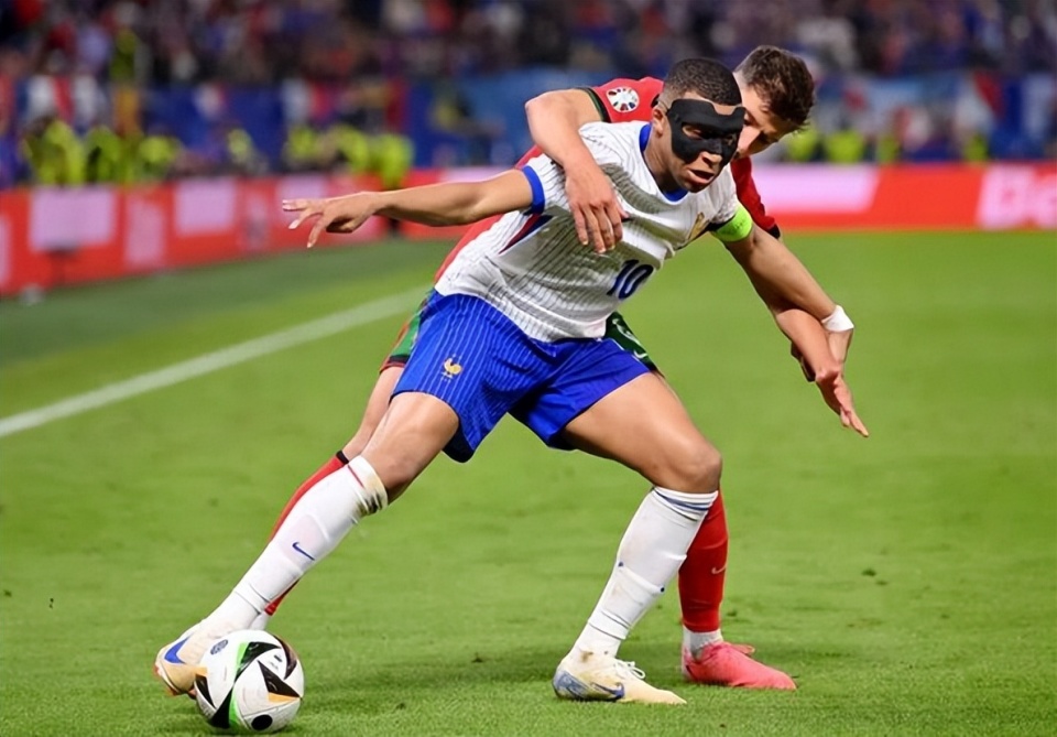 葡萄牙队惜败,与比利时队擦肩而过 葡萄牙队惜败,与比利时队擦肩而过